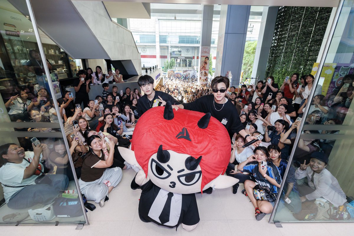 iเป็ดย่างเก้าชีวิต tweet media