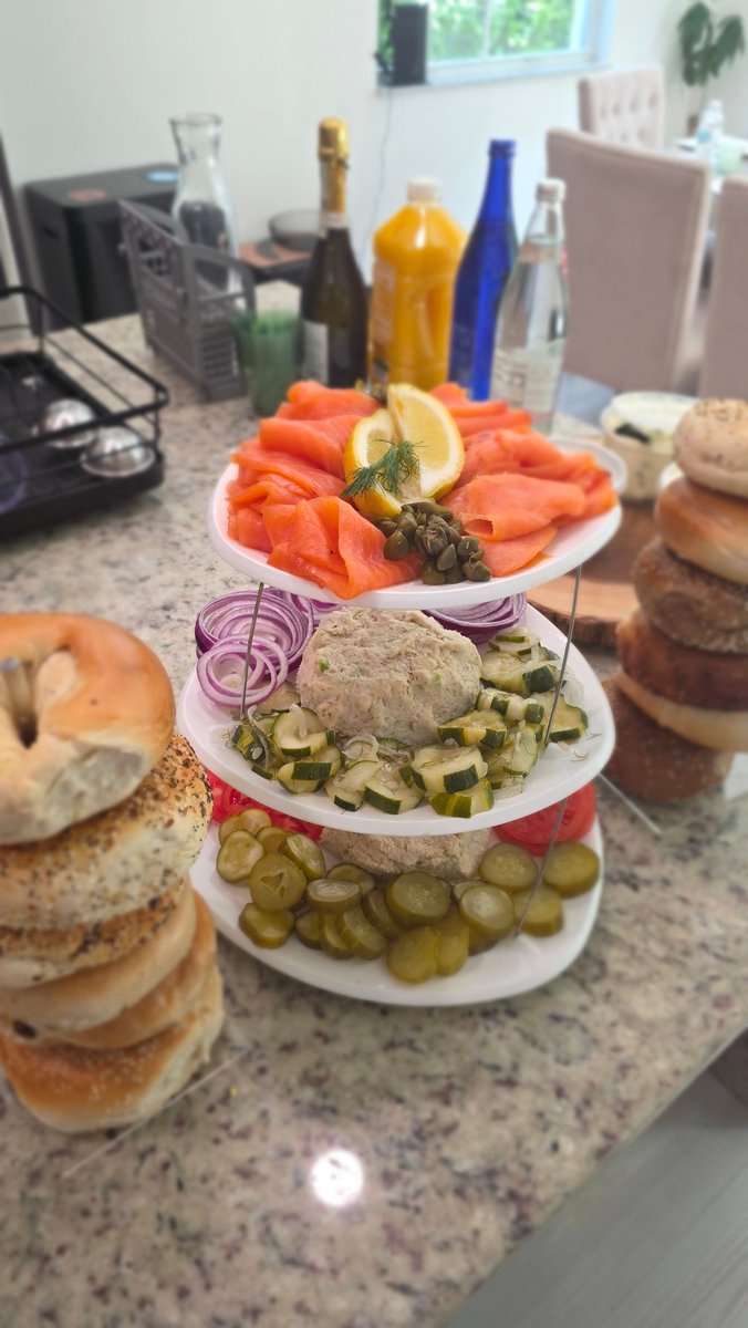 Leger Douzable tweet media