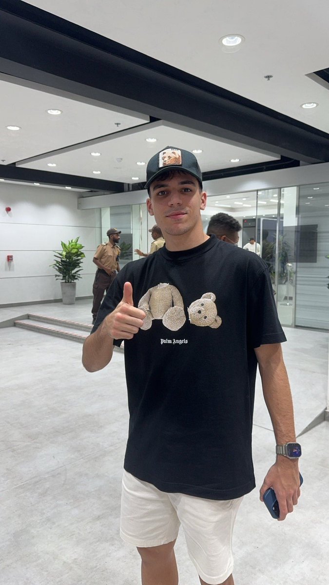 𝙈𝙤𝙝𝙖𝙢𝙢𝙚𝙙. tweet media