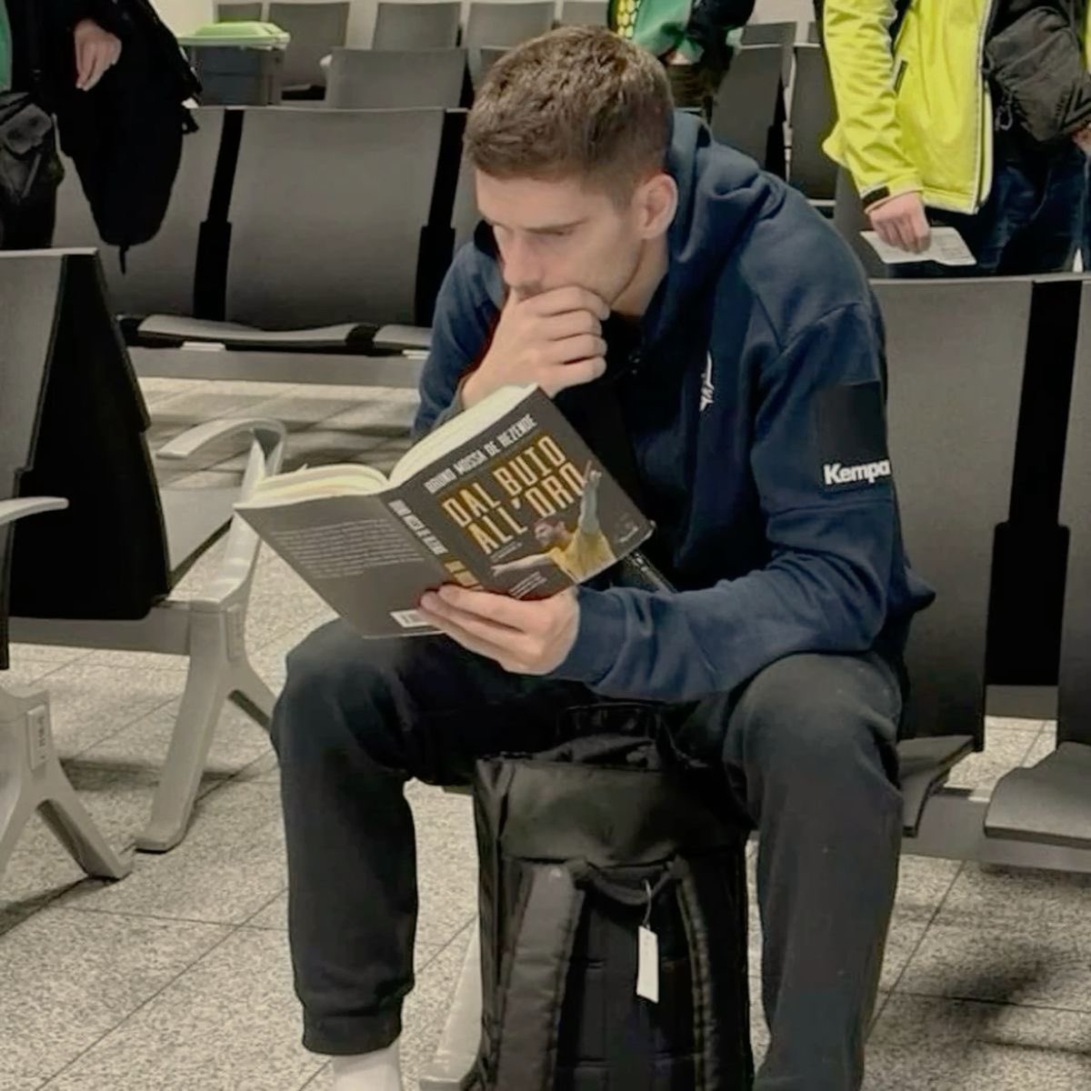 corde𓍼ོ tweet media