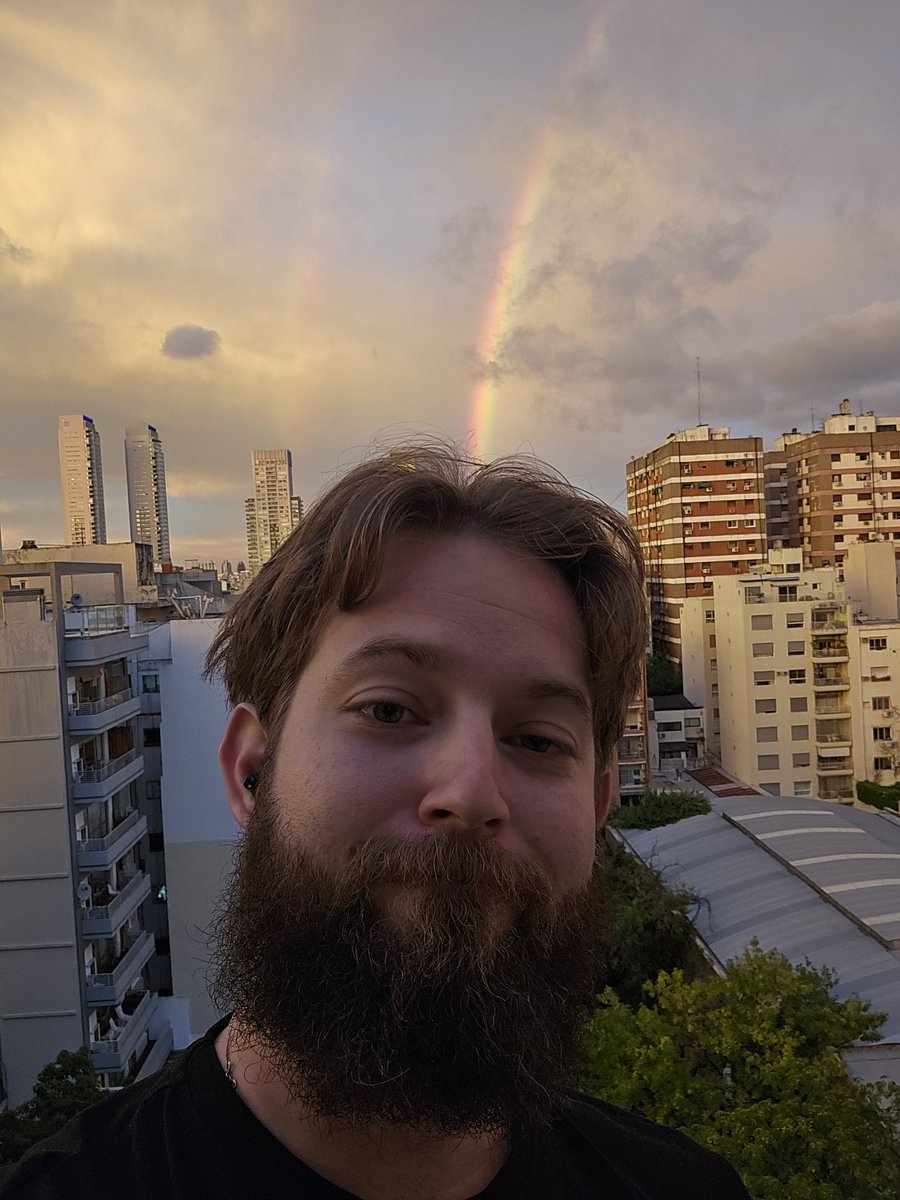 Che Fedorio tweet media