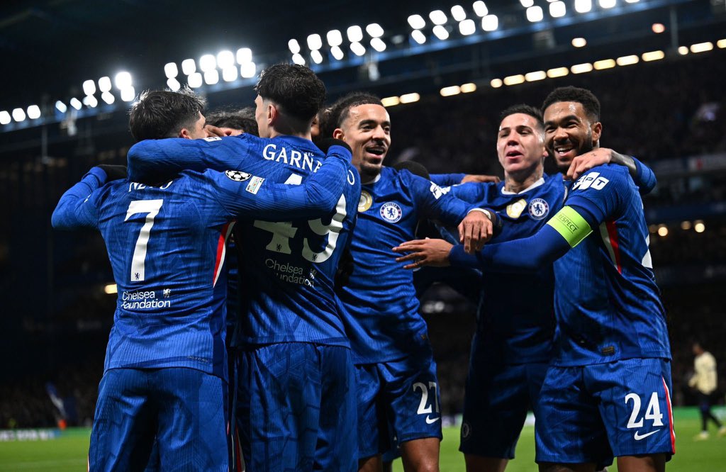 STØRM 🫂꧂ tweet media