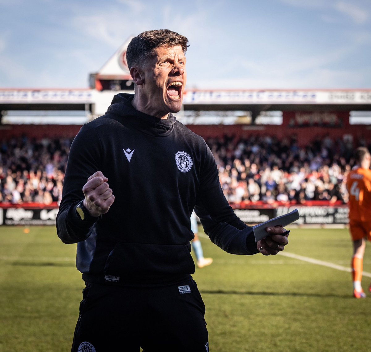 Stevenage FC 🔴⚪ tweet media