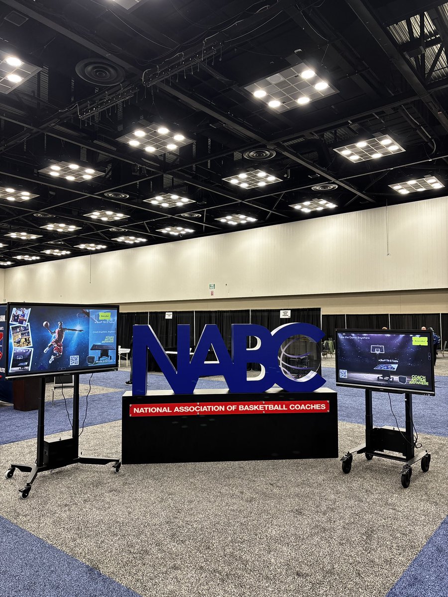 OryatBalanceBox's tweet image. That’s a wrap at #nabc in Indianapolis! The @BalanceBox_ team had a an awesome week at the National Association for Basketball Coaches convention. See you on the court somewhere in the next few months?!

Coach Anywhere, Anytime!

#nabc26 #basketball #basketballcoach #finalfour