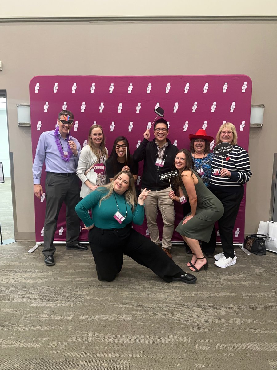 TrigonInsurance's tweet photo. #TeamTrigon had a great time at the OIBA Open House last Thursday.

Strong crew, good conversations… and naturally, one proper photo and one that shows our real personalities.

#TeamTrigon #OIBA #OttawaInsurance https://t.co/LGncYmvhnd