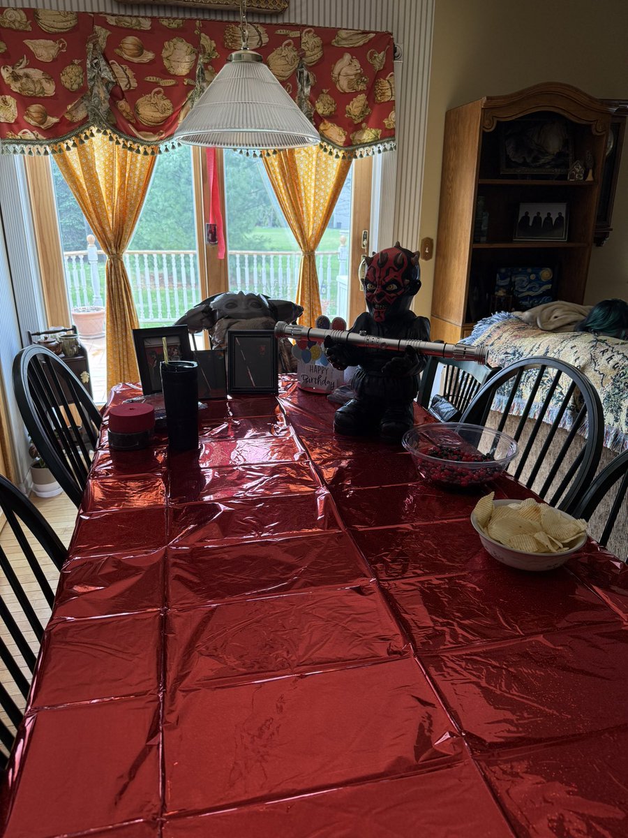 Angele || NerdyGirl || Maul’s Apprentice tweet media