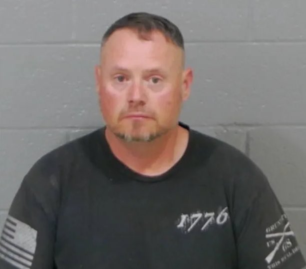 i Report Racism & Child Crimes tweet media