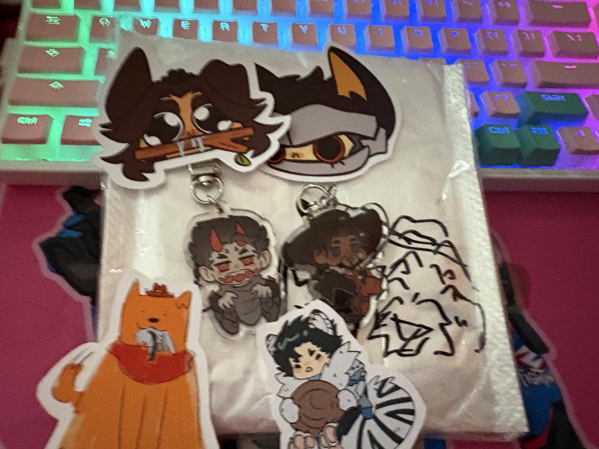 millie ! (◠‿◠) tweet media