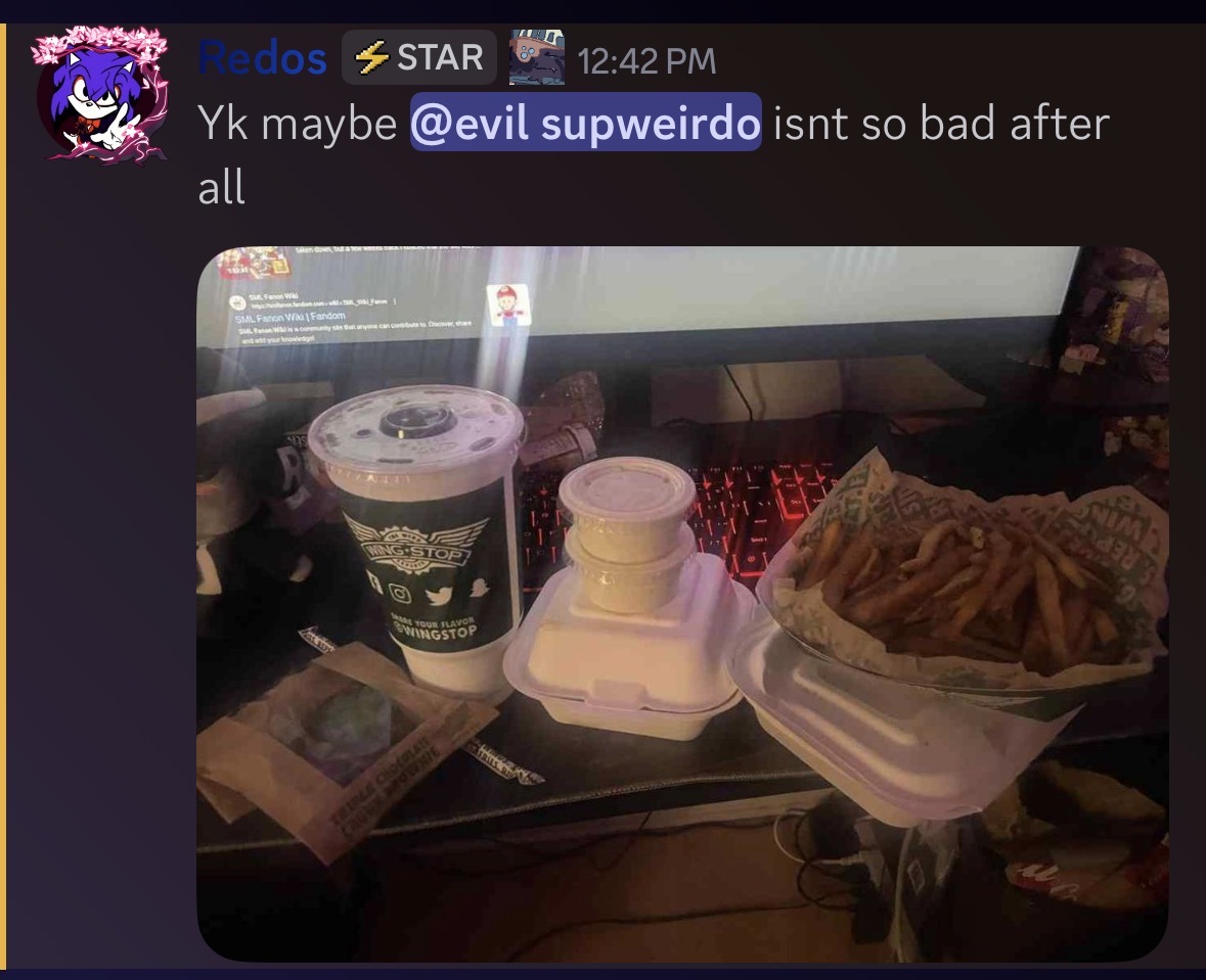 supweirdo tweet media