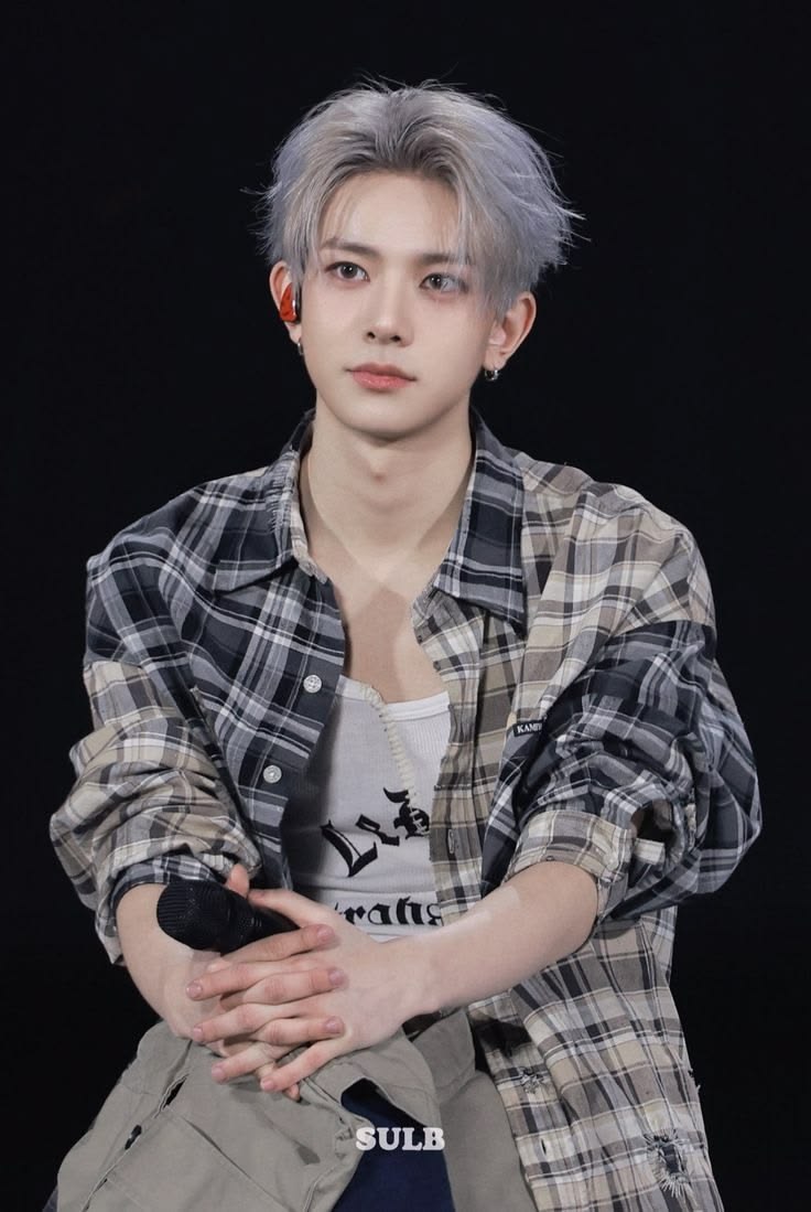 prii : sevEN ❤️ tweet media