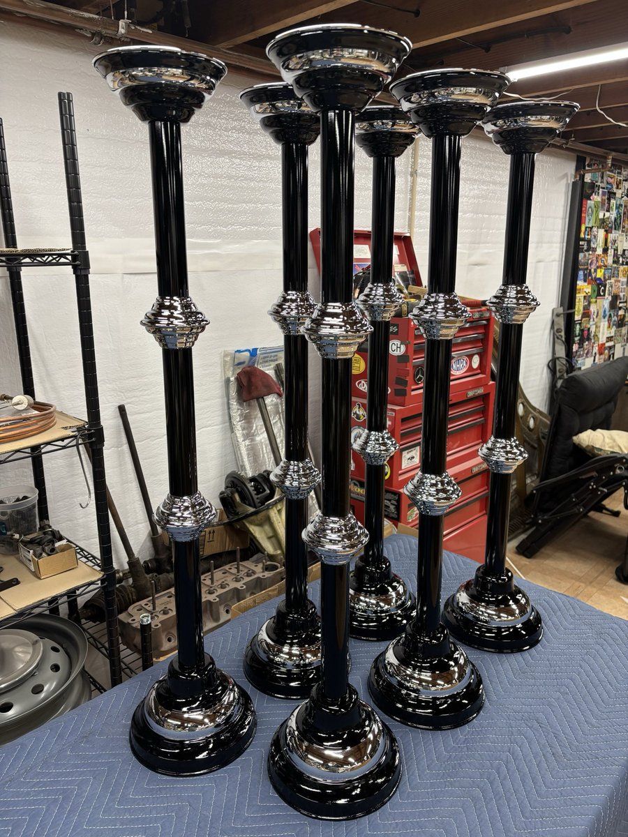 oclatinmass's tweet photo. Tridentine Community News:

Requiem Candlesticks Restored; Historic Photo of Philadelphia Boys’ Choir; San Francisco Priest Training Report #10
https://t.co/RYyScPhn8C https://t.co/jJfYVkJoep