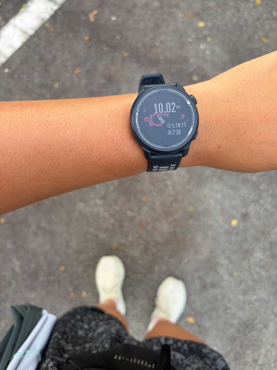 nikkideyy tweet media