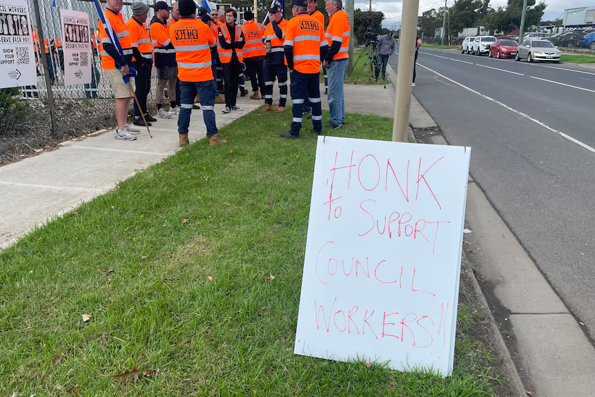 Honk for higher rates:
abc.net.au/news/2026-04-0…