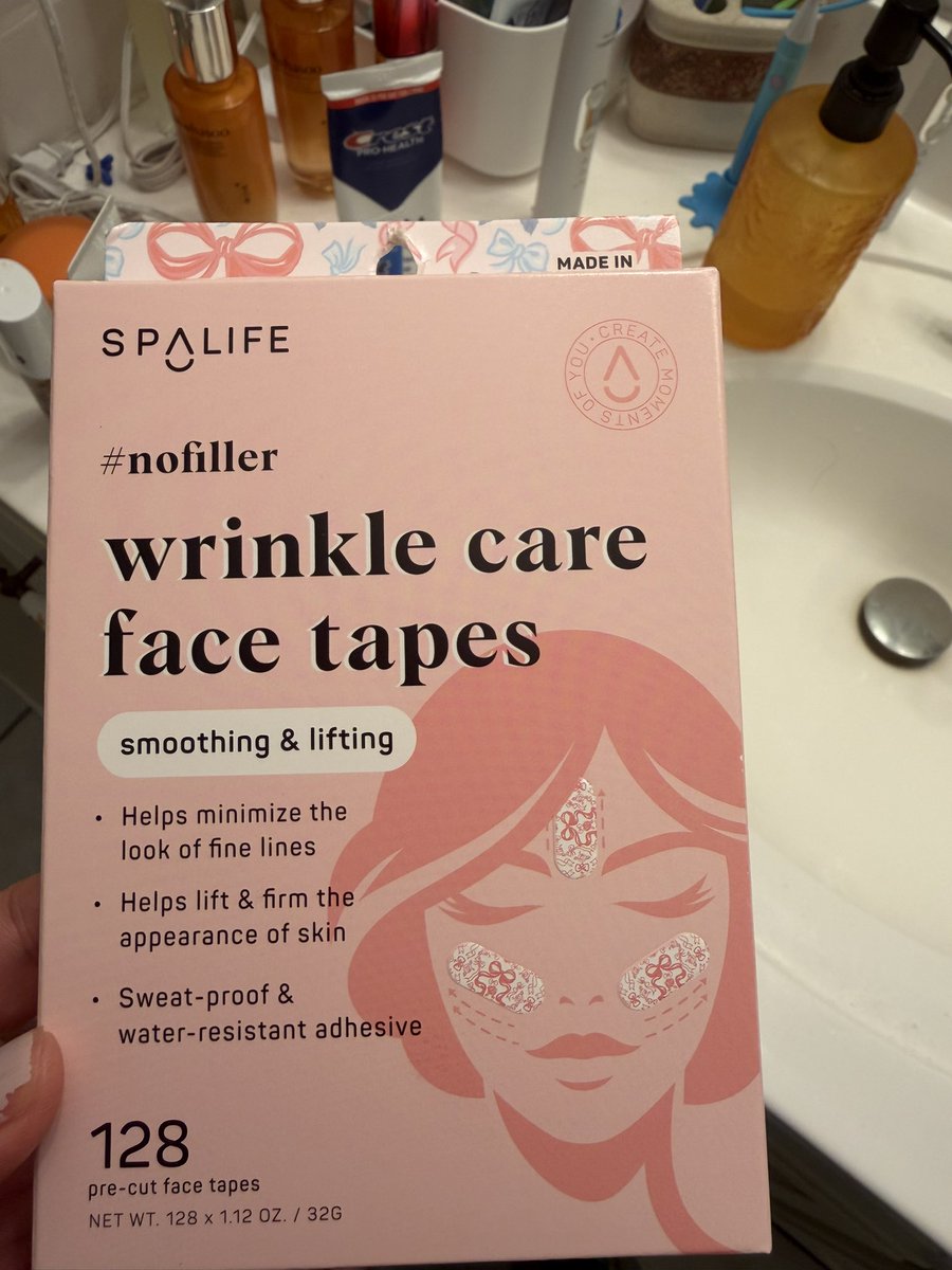 Muuji😷 tweet media