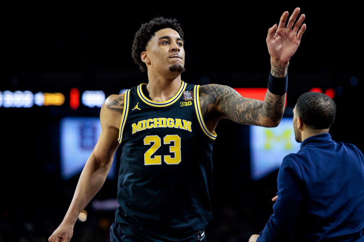 Warriors Lead tweet media