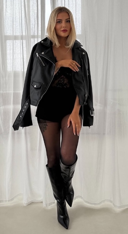 Sexy Celeb Seduction tweet media