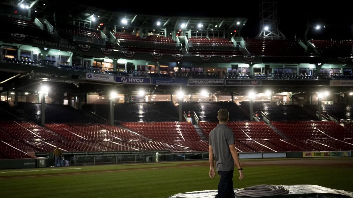 Report: Eversource shuts off lights at Fenway after ownership fails to pay electric bill