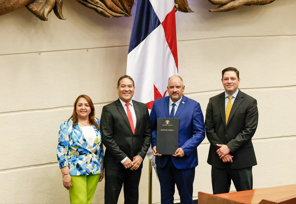 Lotería Nacional Pmá tweet media