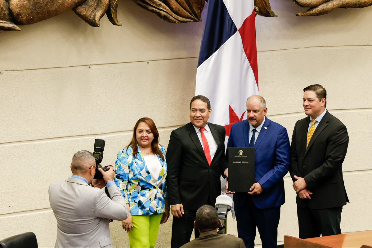 Lotería Nacional Pmá tweet media