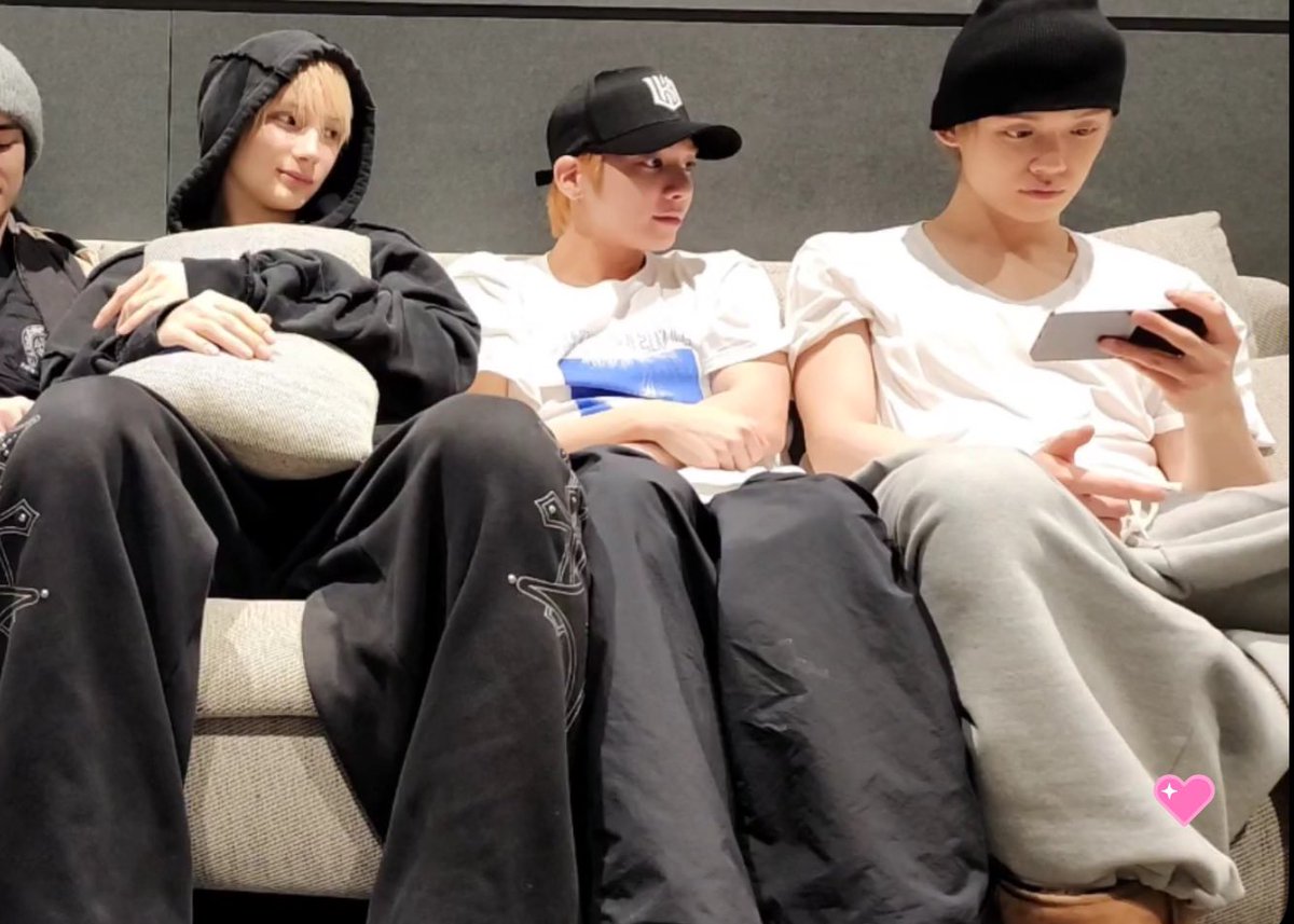 りん𖣂🐿️🧡𖣂 tweet media