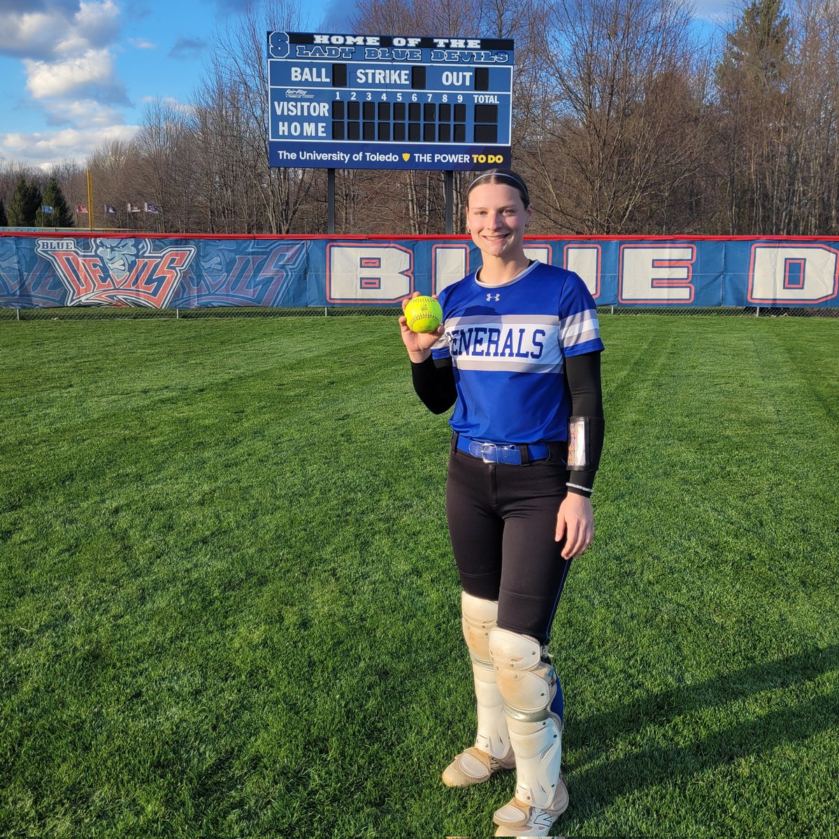 AWHS Softball tweet media