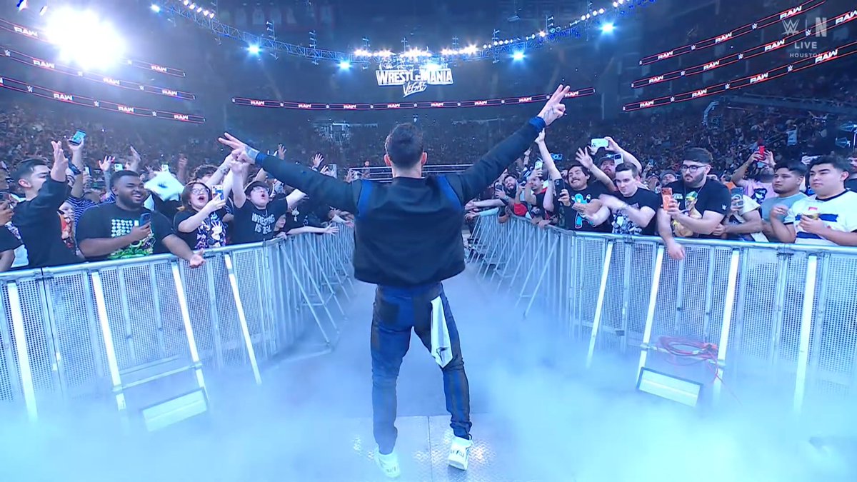 LuigiWrestling tweet media