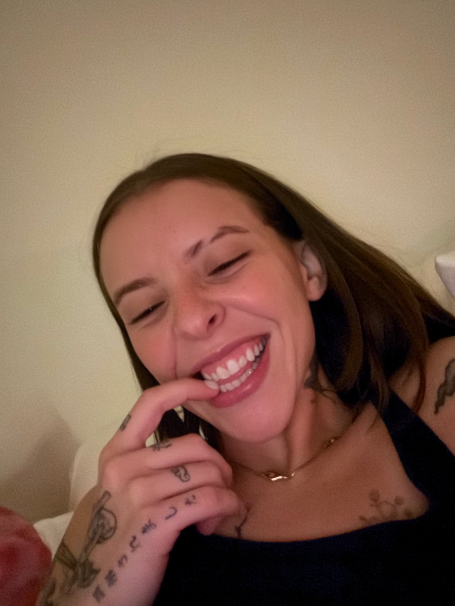 it’s baby miko 💗 tweet media