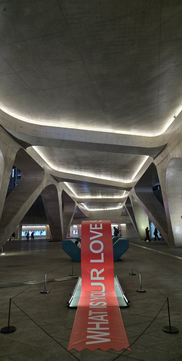 동댐 아미마당 방문 ⁽⁽٩(๑˃ᗨ˂)۶⁾⁾
지하철 반대쪽으로타서 ㅠㅠ 지각해서 체험하지 못한것들이 있지만 그래도 잘 보고 나왔다♡