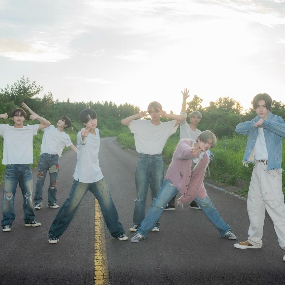 jordi 𝜗𝜚 enhypen is seven tweet media