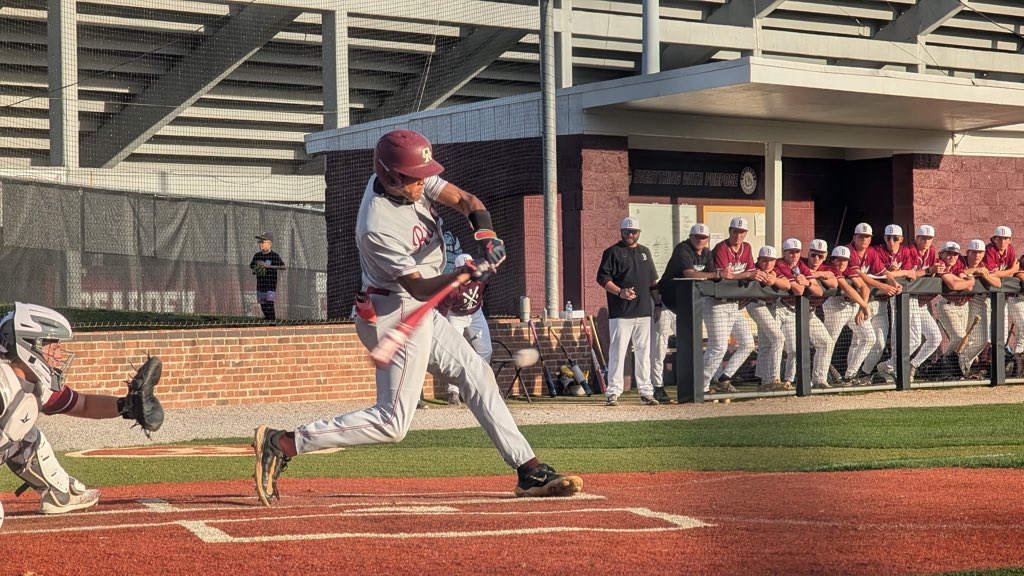 DCCATVOICE's tweet photo. Oak Ridge picks up some insurance runs in the 7th inning with the big blow being the bases loaded double by @CarsonFeagan scoring @Warren_east4 and @Mikee_865. We head to the bottom of the seventh thinning 62.. https://t.co/lyhP1nADEX