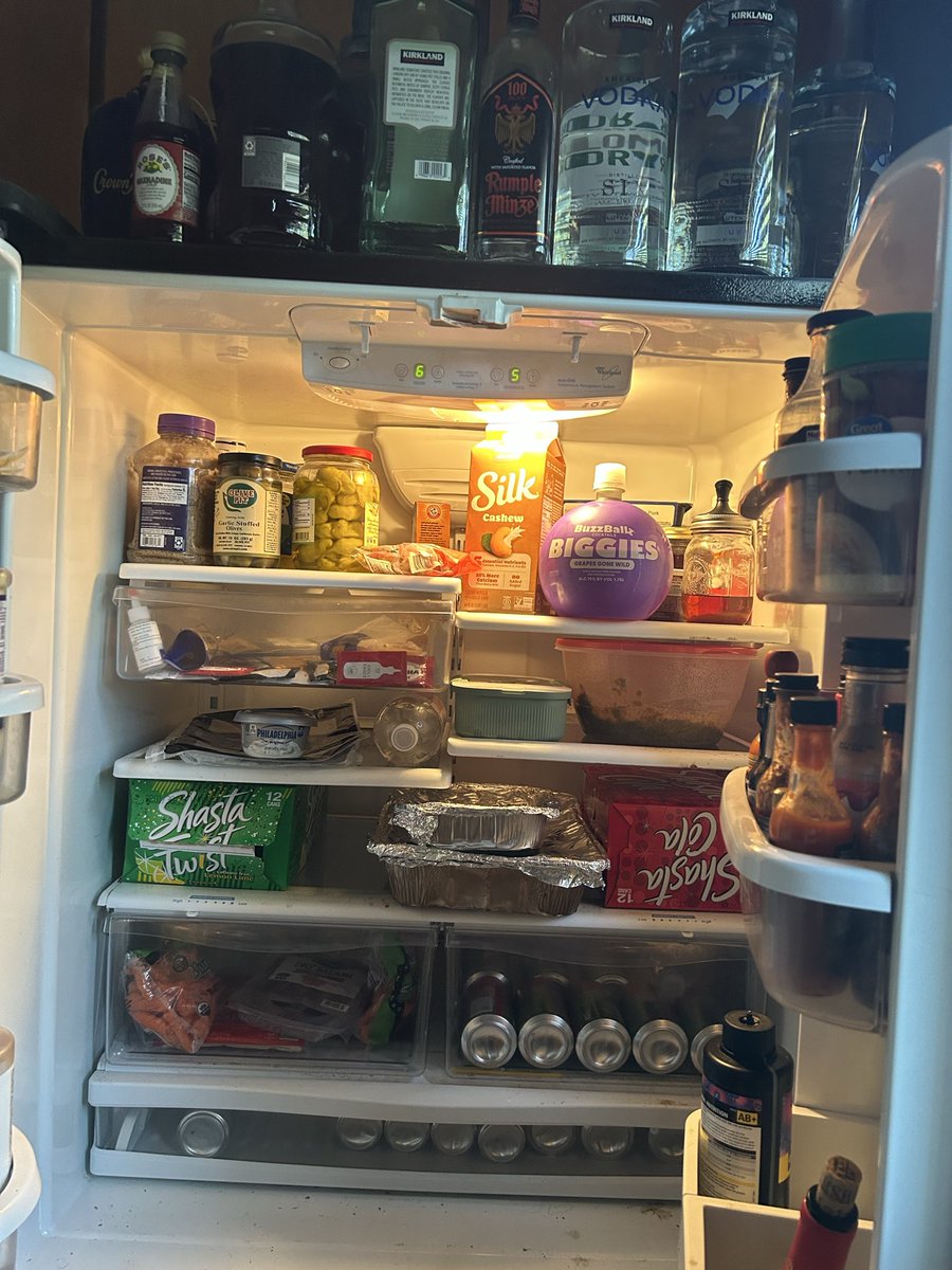 attic_gremlin_'s tweet photo. @ItsBlarg Don’t mind the uh….top collection there https://t.co/jutgFS6L1i