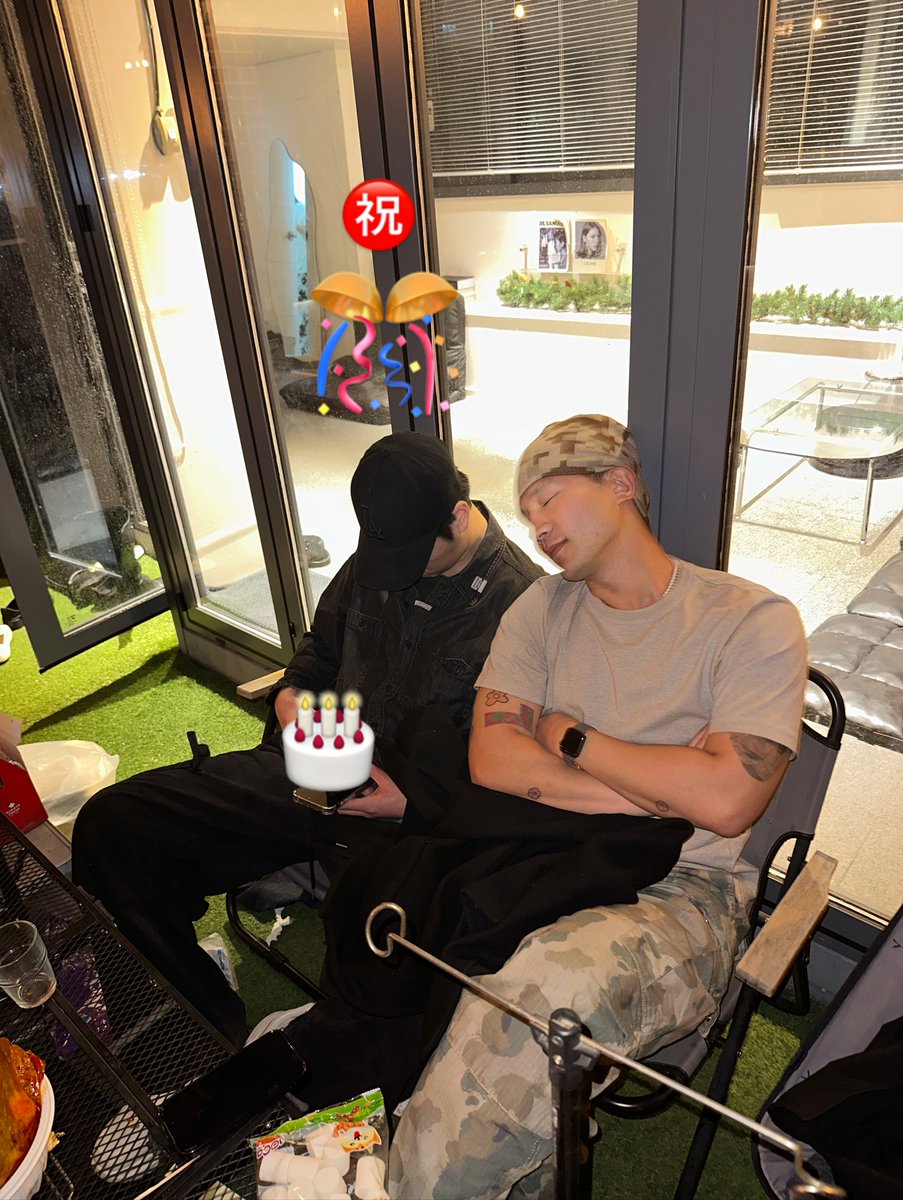 forjunhoe0331's tweet photo. [2026.04.07] Sonnalisa IG update with Junhoe and Huiseung

They celebrated Junhoe's birthday together.🎂😆 https://t.co/uVPa0PIb3Q