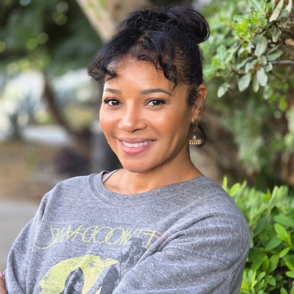 tamalajones's tweet photo. Don’t STOP ‘til YOU get ENOUGH ‼️

#LOVE ALWAYS 
💯 💯💯💙💙💙
🤪😜😎🤣😂
#TamalaJones @tamalajones https://t.co/enHZklVprC