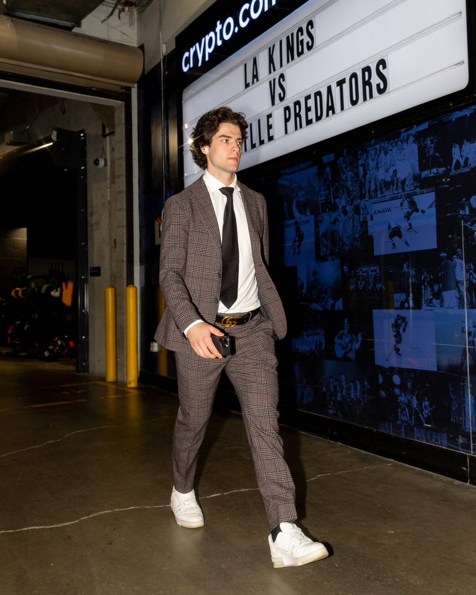PredsNHL's tweet image. And on game no. 77, it was a Gucci belt day 😌