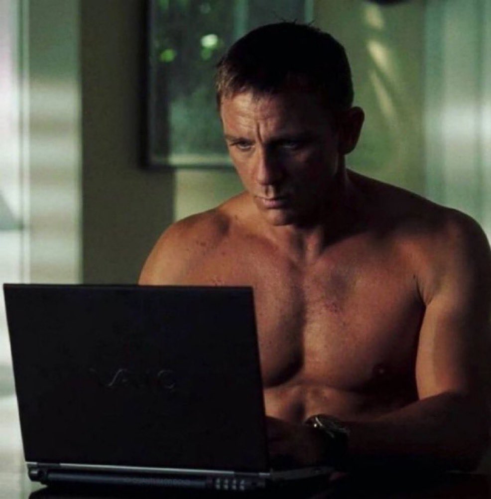 Ithacan Hermit tweet media