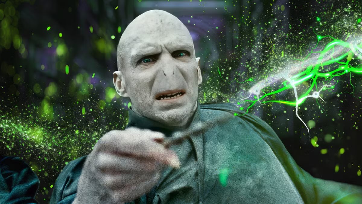 Carl Sweeney tweet media