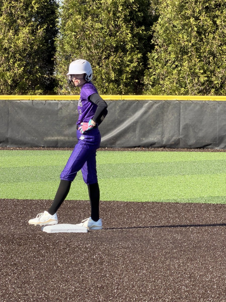 WILDCATSSFTBL's tweet photo. Cats bats stay hot as they take care of Herscher in 5 innings, 16-5. K. Walsh was 4-5 with 2 runs scored. N. Egizio was a perfect 4-4 with 3 doubles &amp; 4 RBIs. Also collecting multiple hits were S. Liaromatis (2-4 with a 2B and 2 RBIs) and A.Allgood (2-4 with 2 runs scored) https://t.co/nlv0zw6wei