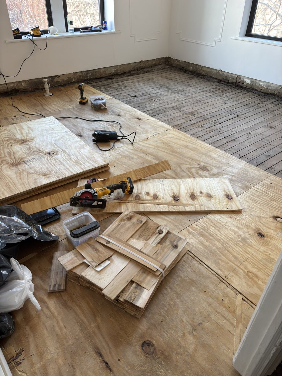 Pumawoodfloor's tweet photo. Manhattan Wood Floor Installation (Lower Manhattan, Midtown Manhattan, Upper West Side, Upper East Side, Harlem)

Residential and Commercial Wood Floor Installation Manhattan NYC.
Quality installation is what makes hardwood floors last for years.

#flooring #woodfloorinstallation https://t.co/AaT0hU3DDF