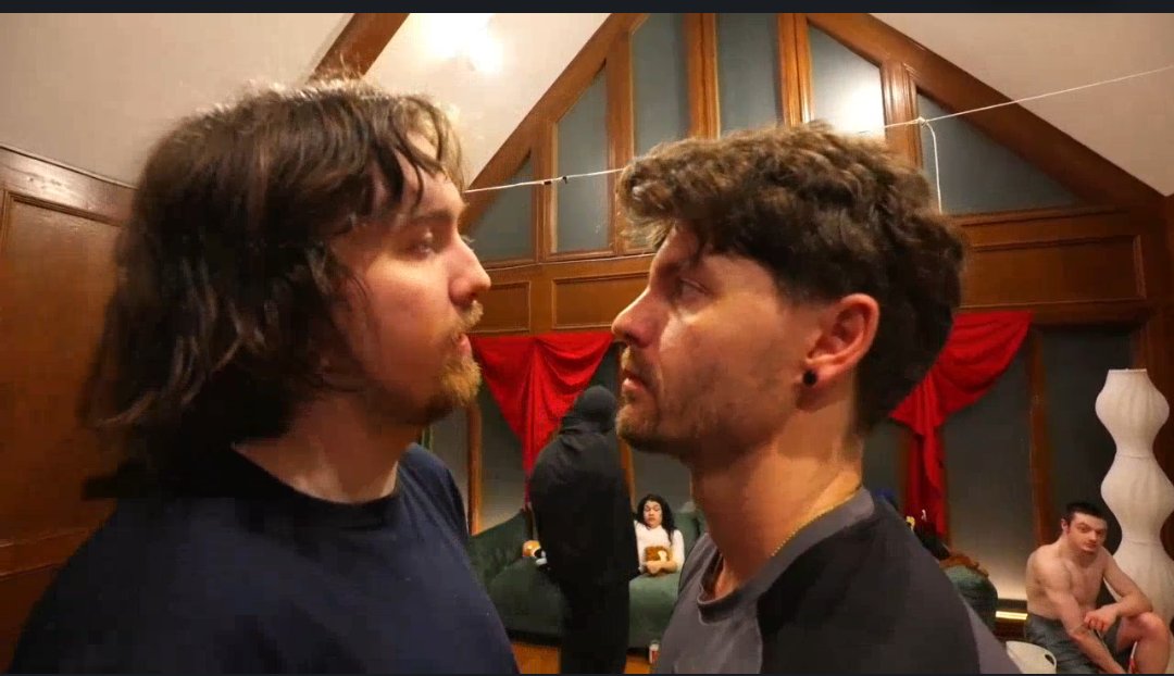 cockroast tweet media