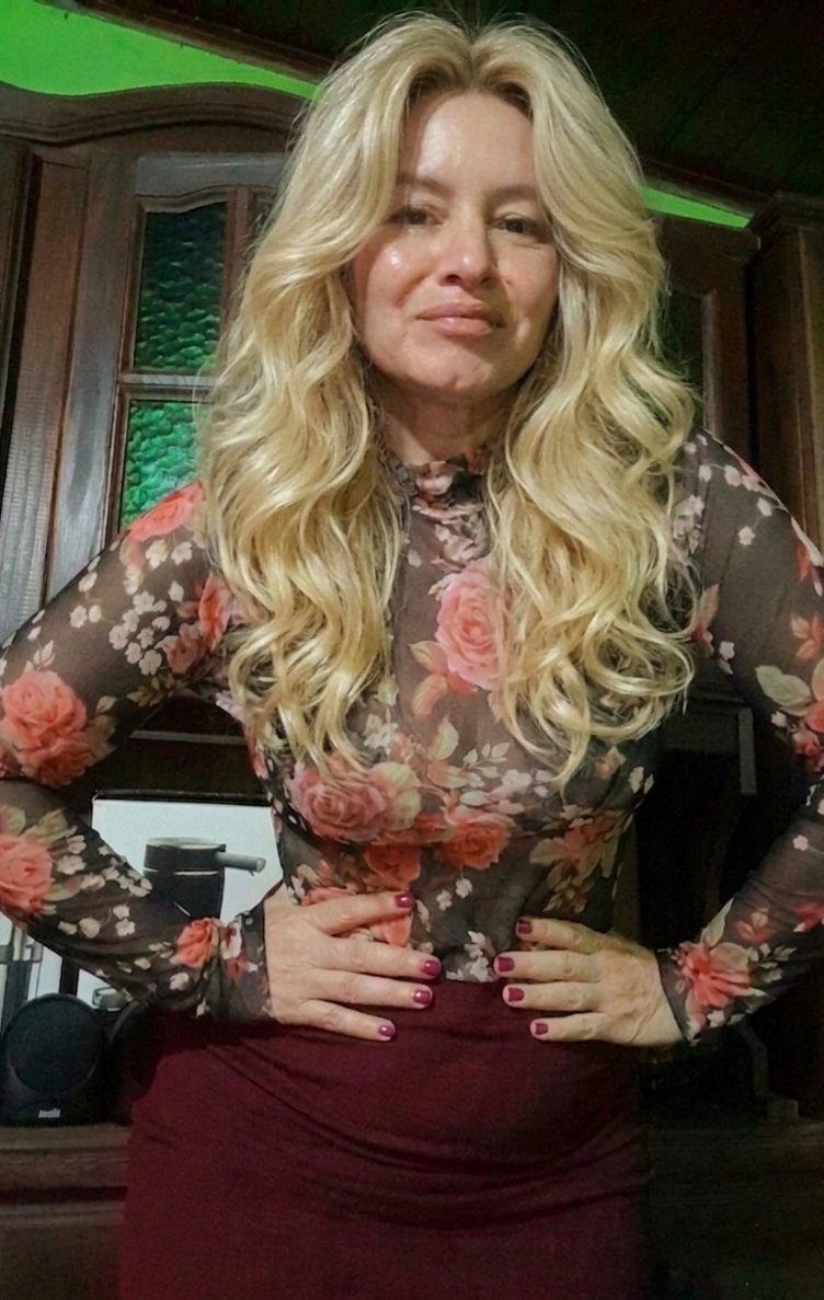 Esmeralda tweet media