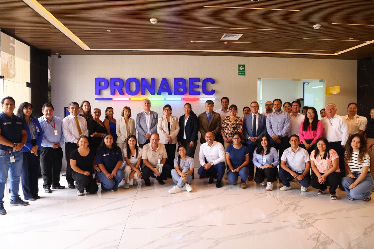 Ministerio de Educación tweet media