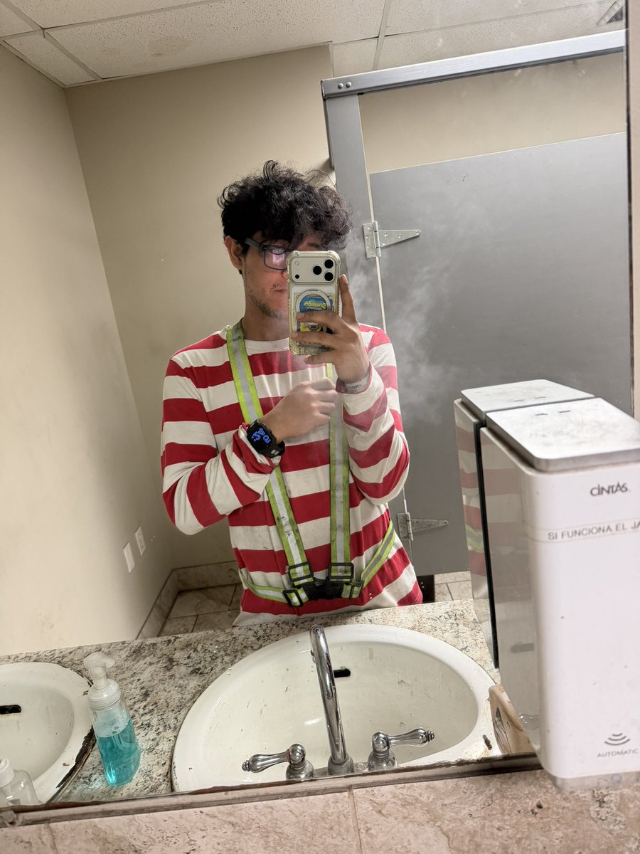 Cambiando de droga solamente.