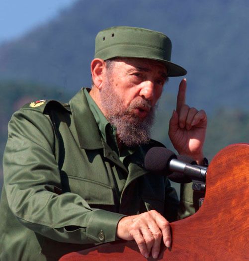 #FidelPorSiempre : "Así como nuestro pueblo ha sabido ser firme, invariable, frente al enemigo imperialista; así como ha sabido no ceder un ápice frente a ese enemigo, y ha sido capaz de luchar y ha sido capaz de dar hasta su última gota de sangre por su justa causa;...". #Cuba