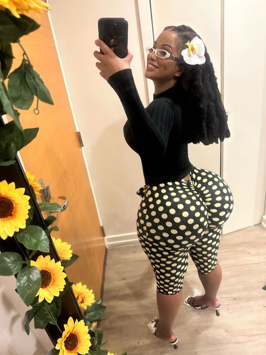 loveth5984's tweet photo. 😊😊 Daddy I believe you see my bio right, tip your Baby with btc or Eth 🥰 https://t.co/weagtqEaa2