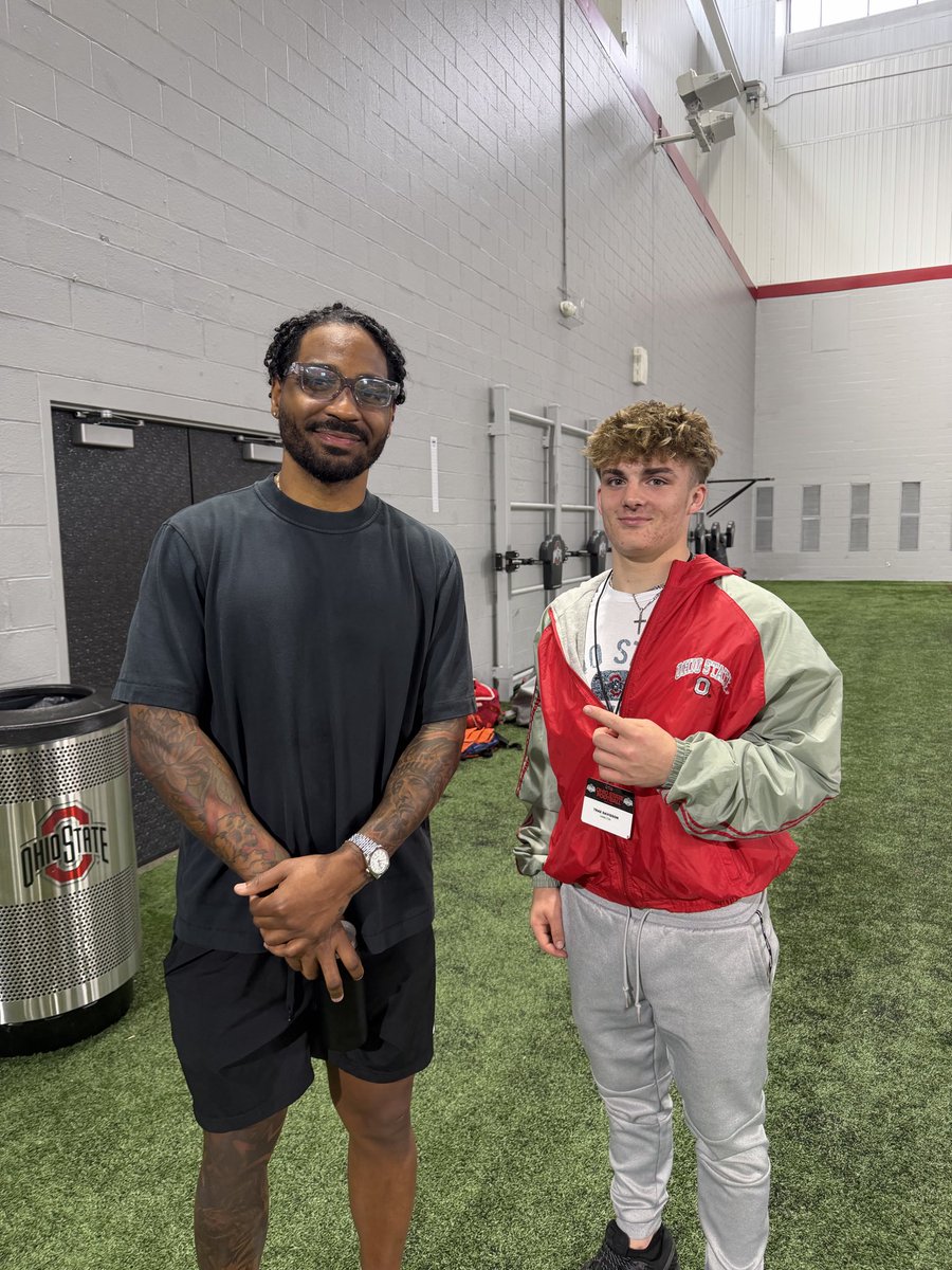 TraeDavidson28's tweet photo. Had a great time at @OhioStateFB spring practice thanks to @BigBlueFB for taking me. Awesome meeting and talking to the @BraxtonMiller5 who gave me some great advice. https://t.co/XTNhzt4Hnr