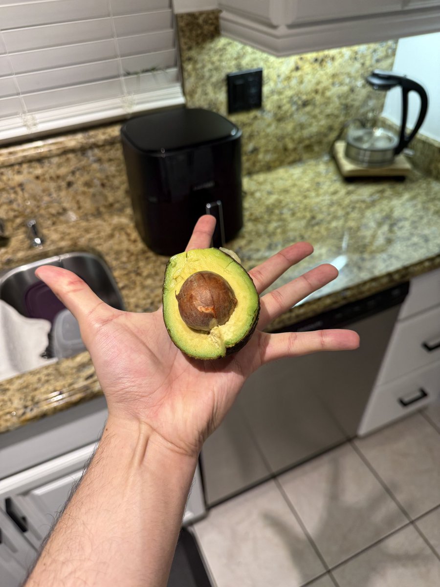 NRG Azfura tweet media