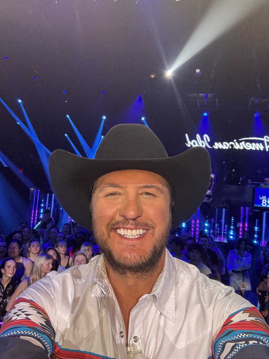 Luke Bryan tweet media
