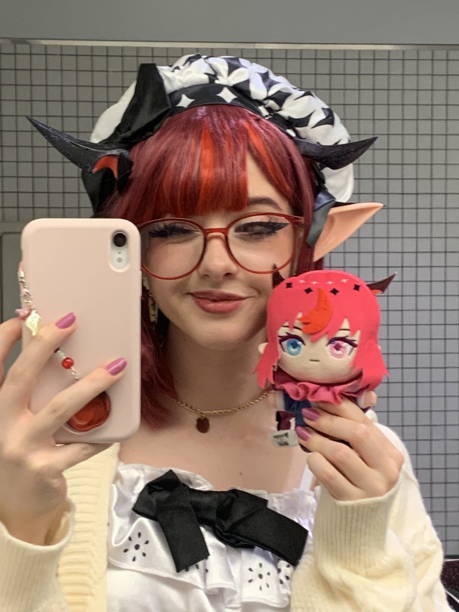 adriawa⏳ tweet media