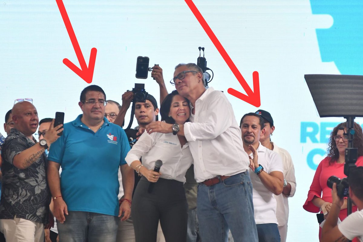 Ecuador RT tweet media