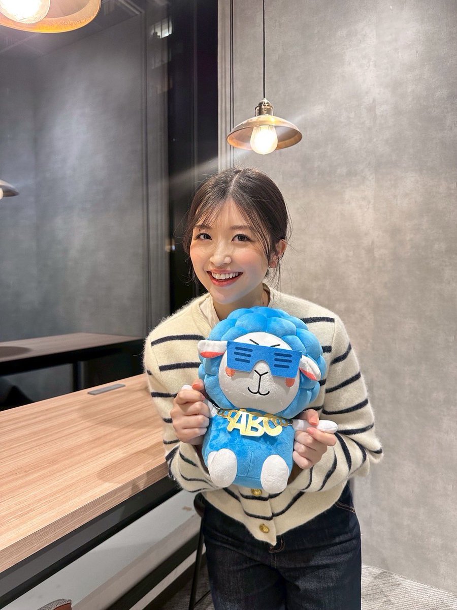 西東しおり tweet media